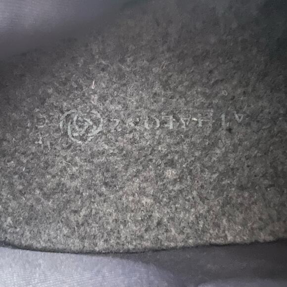 Athalonz Enve Spike-less Golf Shoe
Black Steel Gray Men Size 12.5 - Picture 8 of 14